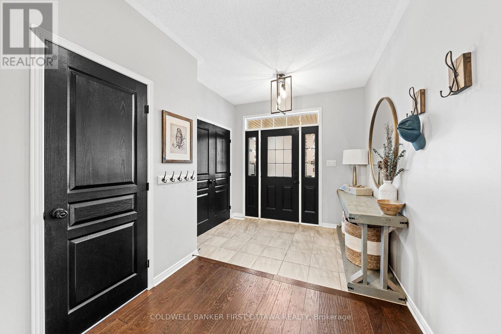 709 Mondego Terrace, Ottawa, Ontario  K2J 5Y3 - Photo 3 - X12805404