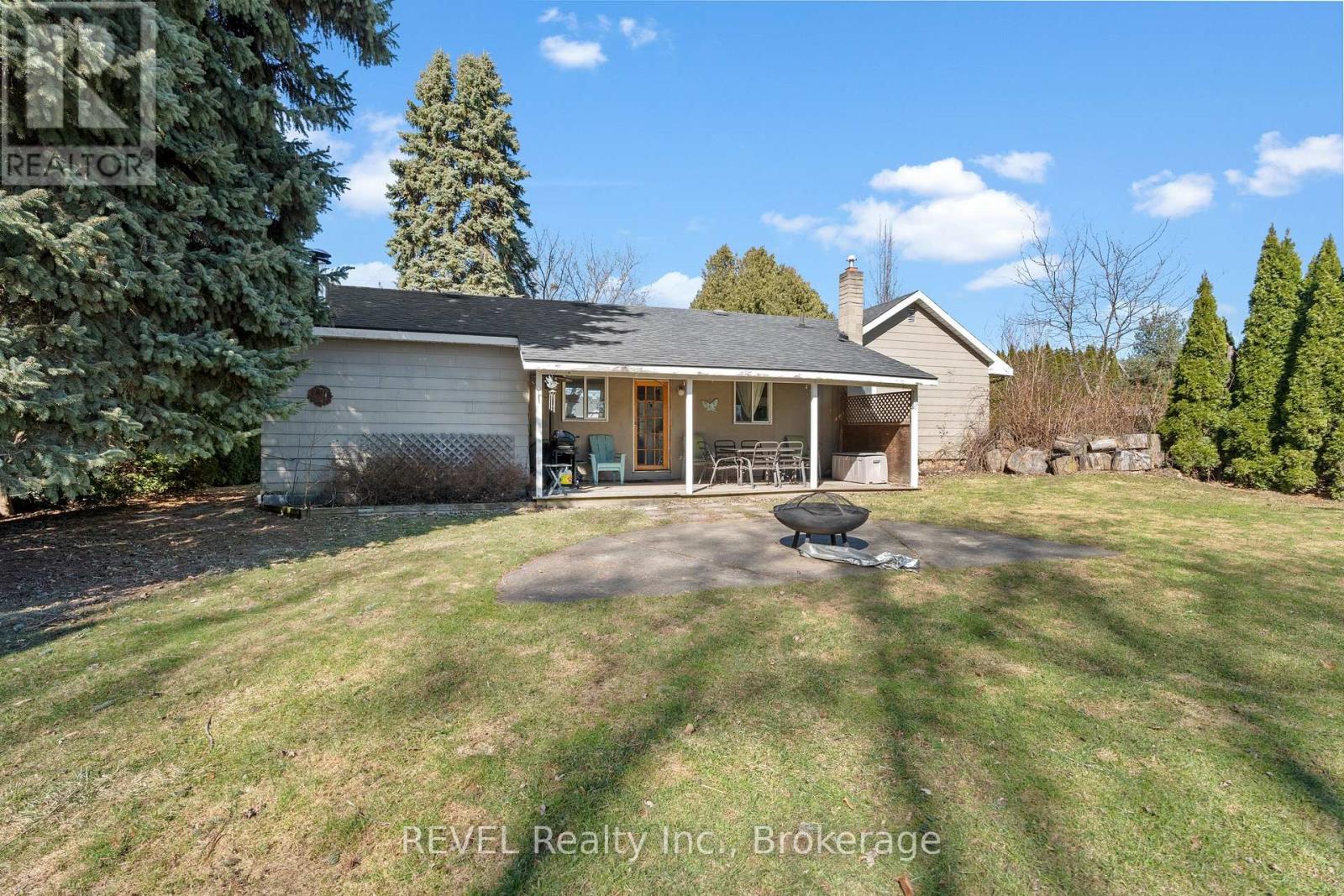 639 Penner Street, Niagara-On-The-Lake, Ontario  L0S 1T0 - Photo 25 - X12805242