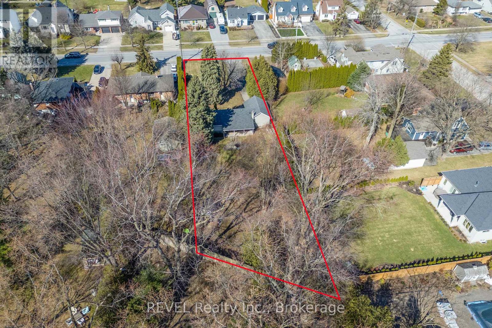 639 Penner Street, Niagara-On-The-Lake, Ontario  L0S 1T0 - Photo 39 - X12805242