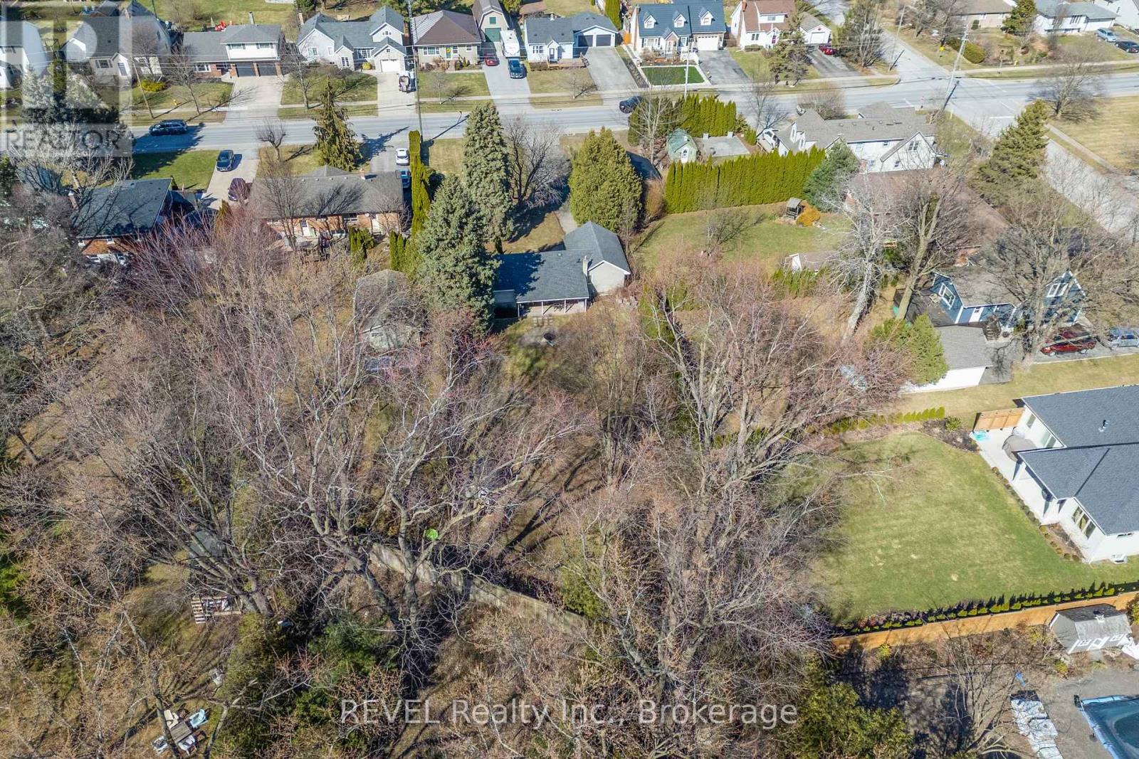 639 Penner Street, Niagara-On-The-Lake, Ontario  L0S 1T0 - Photo 40 - X12805242