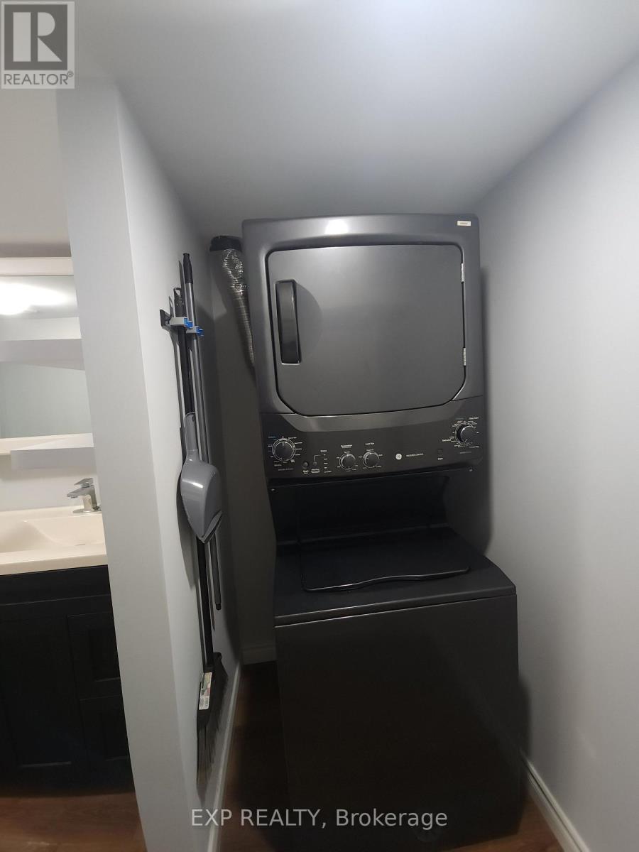 1 Basement - 185 Saint George Street, Welland, Ontario  L3C 5P2 - Photo 10 - X12805354