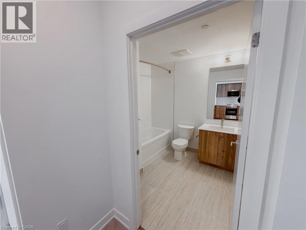 25 Wellington Street S Unit# 3611, Kitchener, Ontario  N2G 0G5 - Photo 20 - 40806335