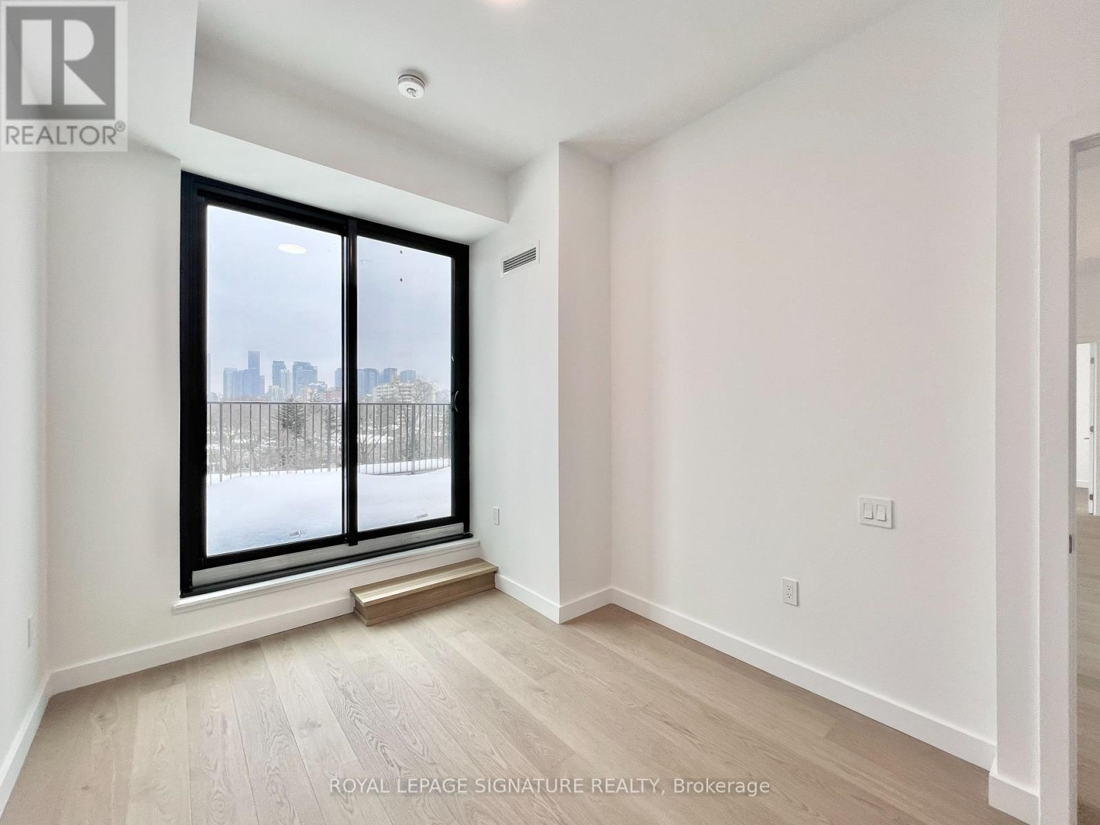 Ph802 - 1720 Bayview Avenue, Toronto, Ontario  M4G 0E5 - Photo 7 - C12805338