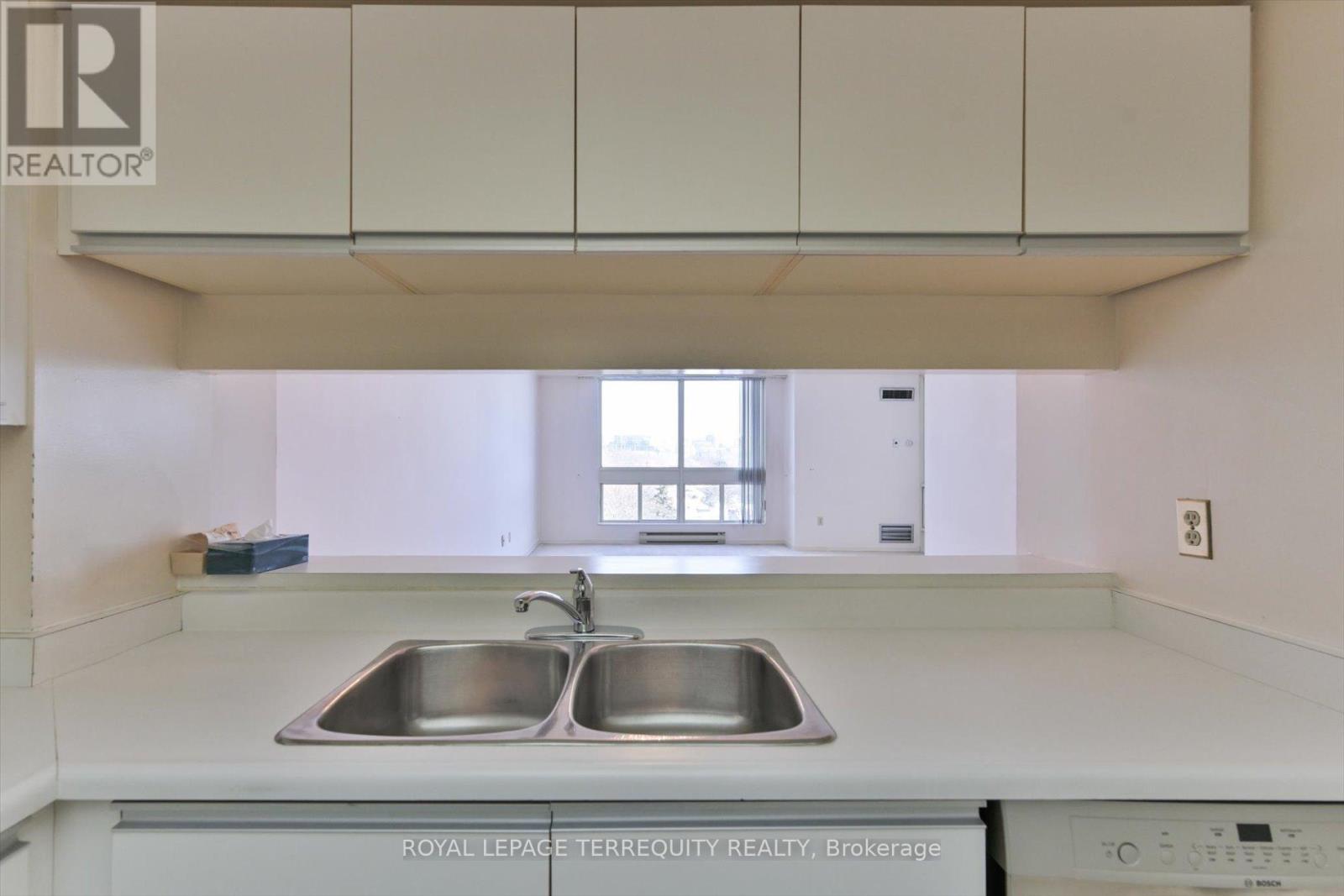 907 - 5 Kenneth Avenue, Toronto, Ontario  M2N 6M7 - Photo 5 - C12805410