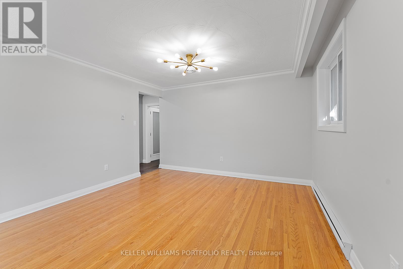 Upper - 32 Gatesview Avenue, Toronto, Ontario  M1J 3G5 - Photo 15 - E12805342