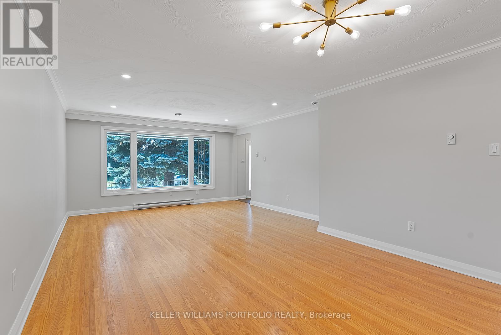 Upper - 32 Gatesview Avenue, Toronto, Ontario  M1J 3G5 - Photo 16 - E12805342