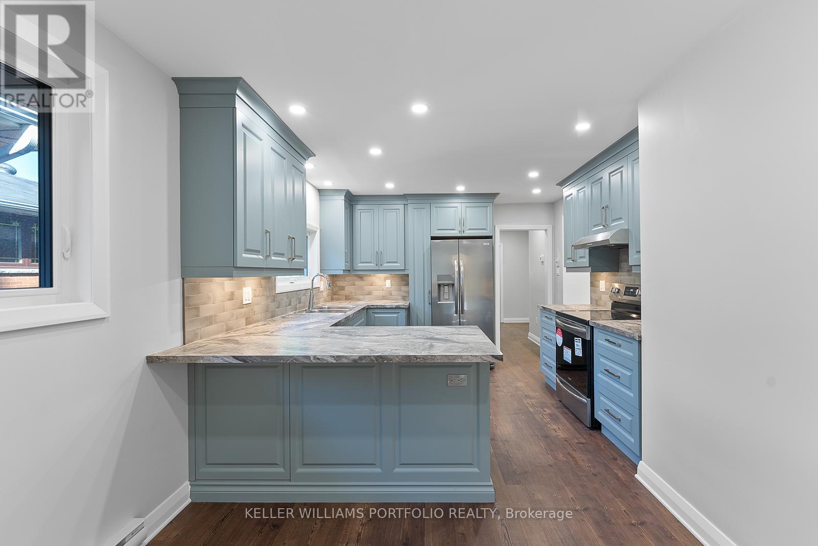 Upper - 32 Gatesview Avenue, Toronto, Ontario  M1J 3G5 - Photo 20 - E12805342