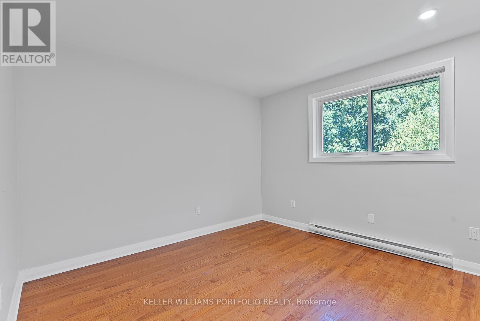 Upper - 32 Gatesview Avenue, Toronto, Ontario  M1J 3G5 - Photo 31 - E12805342