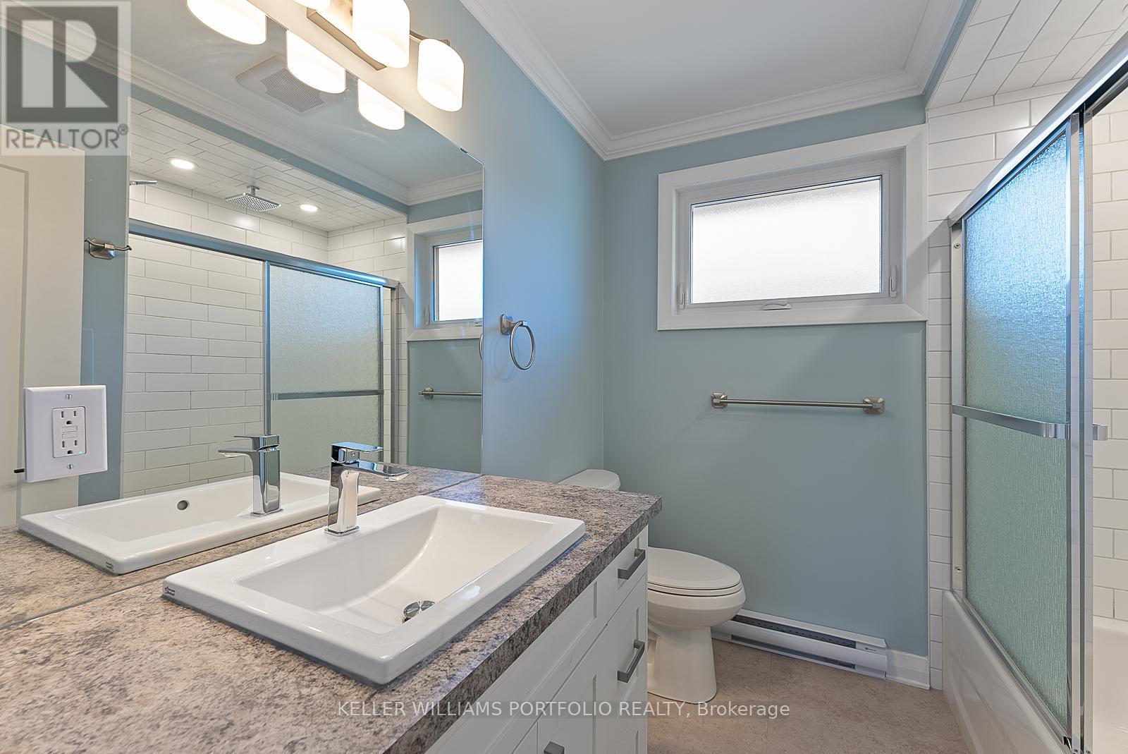 Upper - 32 Gatesview Avenue, Toronto, Ontario  M1J 3G5 - Photo 39 - E12805342