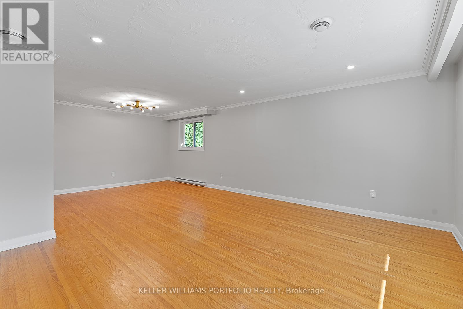 Upper - 32 Gatesview Avenue, Toronto, Ontario  M1J 3G5 - Photo 9 - E12805342