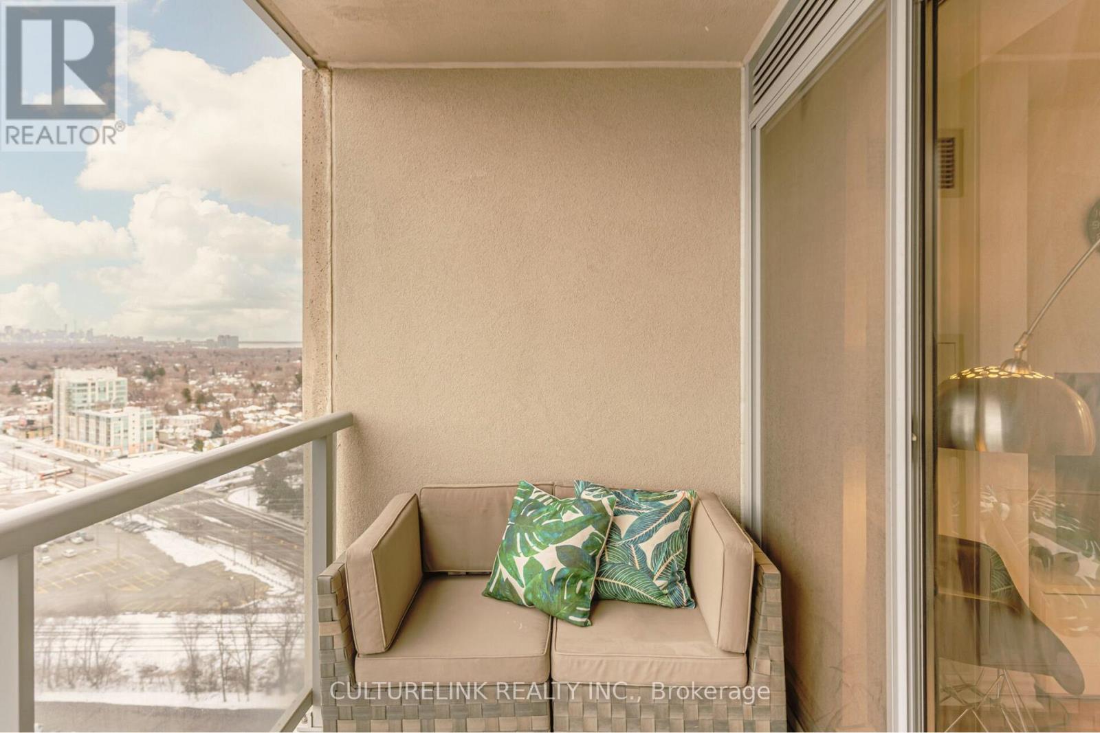 2209 - 5 Michael Power Place, Toronto, Ontario  M9A 0A3 - Photo 8 - W12671238