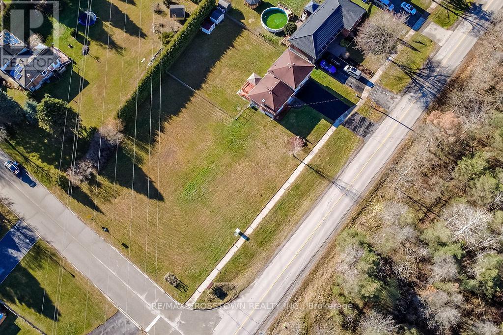 169 Oriole Drive, East Gwillimbury, Ontario  L9N 1G9 - Photo 43 - N12805256