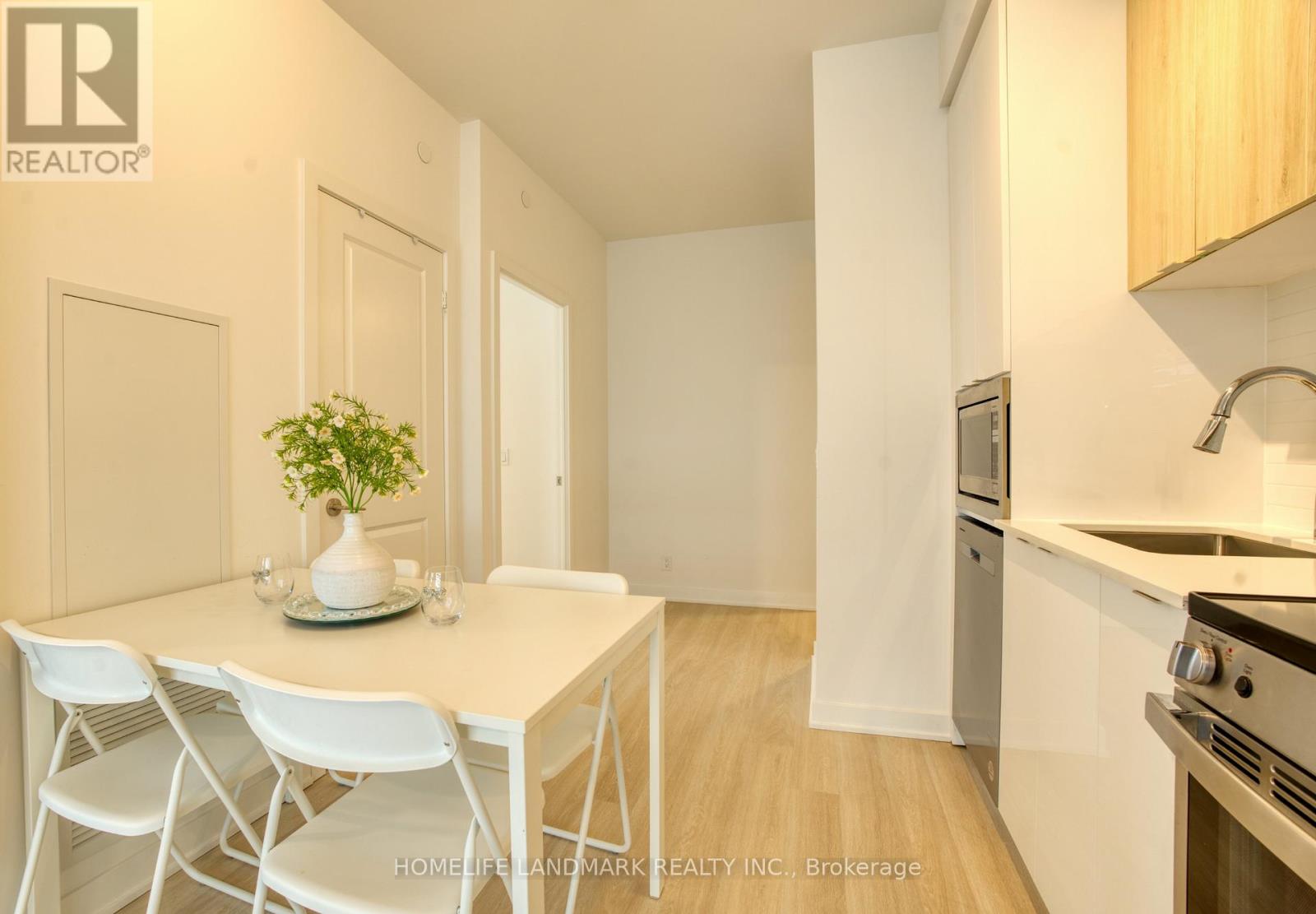 B1505 - 50 Upper Mall Way, Vaughan, Ontario  L4J 0L8 - Photo 13 - N12805274