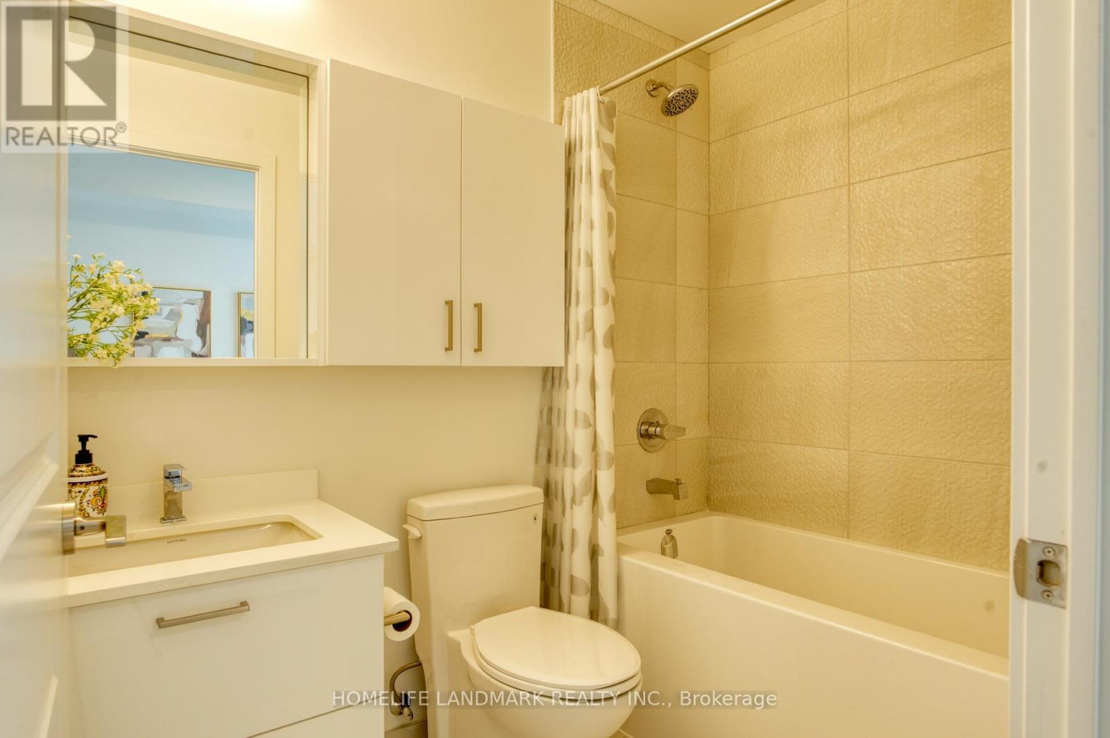 B1505 - 50 Upper Mall Way, Vaughan, Ontario  L4J 0L8 - Photo 6 - N12805274
