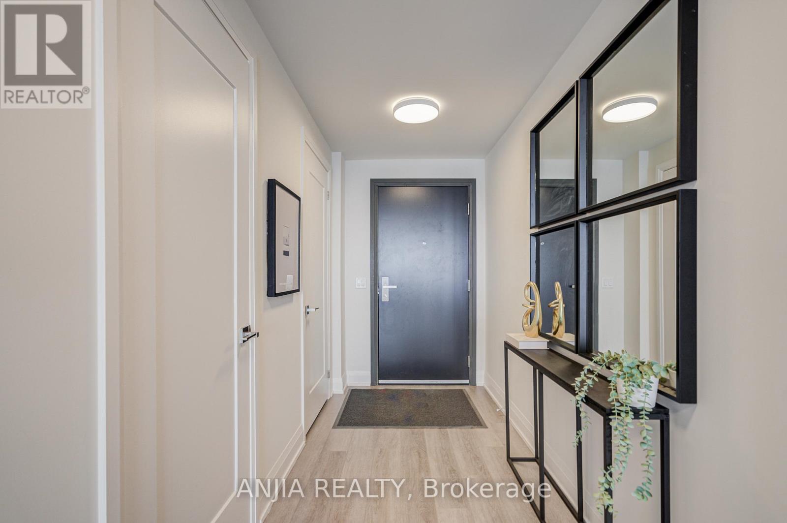 2907 - 18 Water Walk Drive, Markham, Ontario  L3R 6L5 - Photo 4 - N12805398