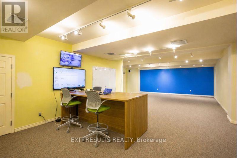 1027 Notre Dame Street, Russell, Ontario  K0A 1W0 - Photo 12 - X12805176