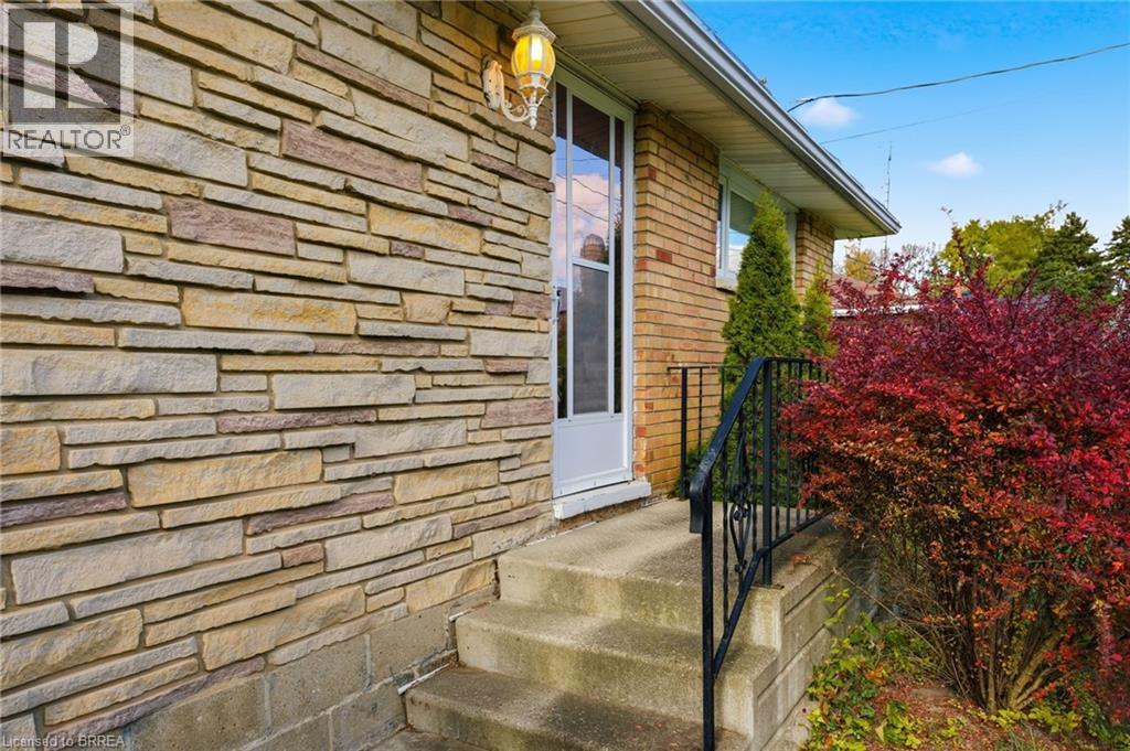 42 Jerseyville Road, Brantford, Ontario  N3T 5M1 - Photo 9 - 40795772