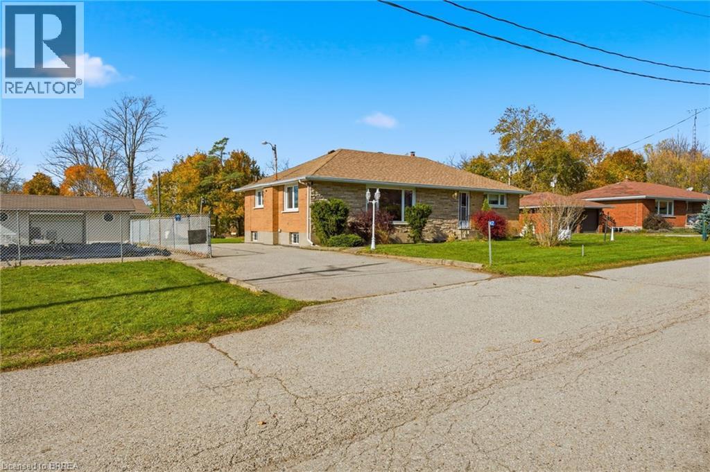 42 Jerseyville Road, Brantford, Ontario  N3T 5M1 - Photo 4 - 40795772