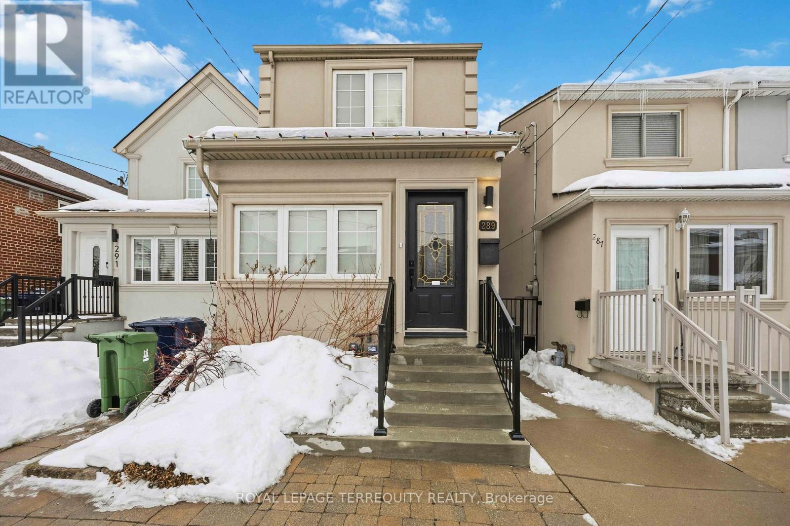Bsmt - 289 Boon Avenue, Toronto, Ontario  M6E 4A2 - Photo 1 - W12805254