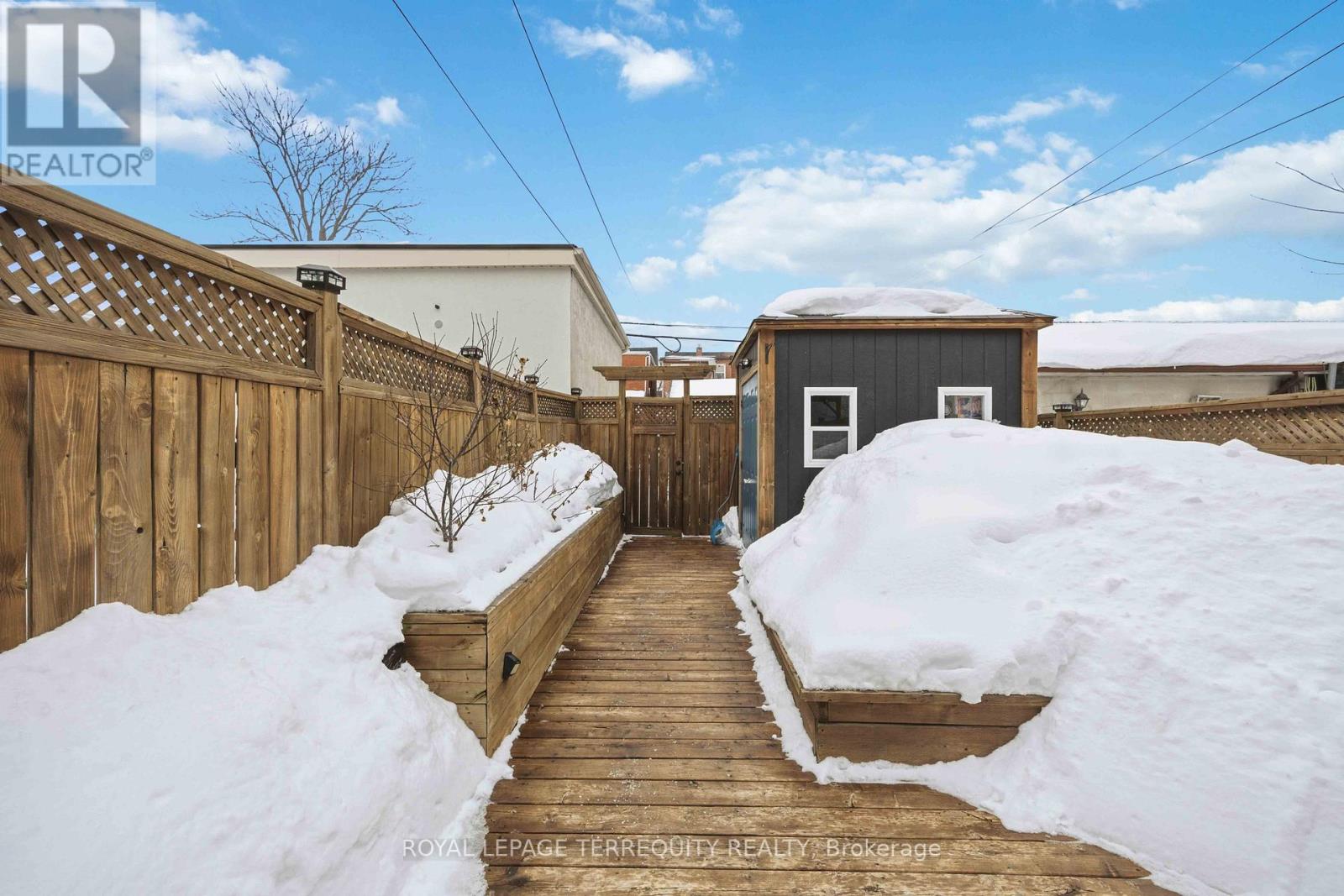 Bsmt - 289 Boon Avenue, Toronto, Ontario  M6E 4A2 - Photo 12 - W12805254