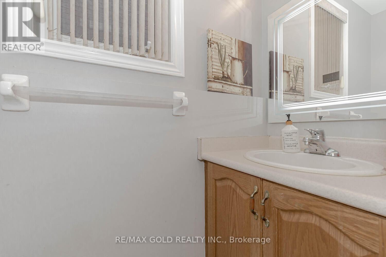 33 Hopecrest Place, Brampton, Ontario  L6R 2V1 - Photo 20 - W12805258