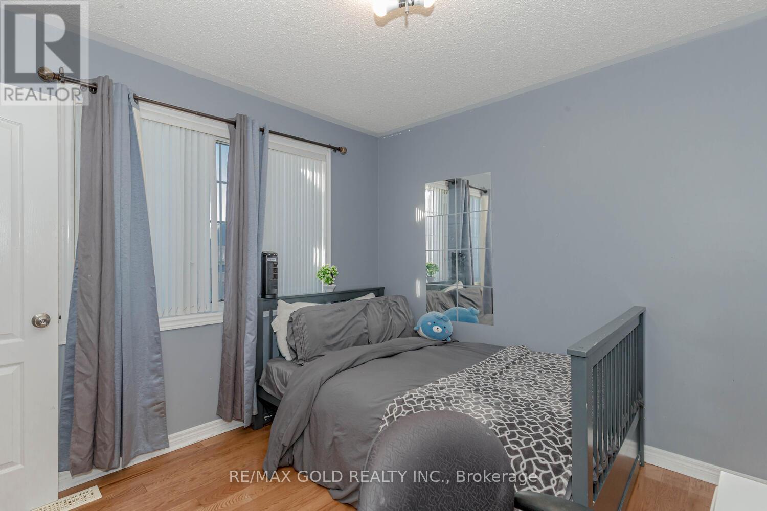 33 Hopecrest Place, Brampton, Ontario  L6R 2V1 - Photo 29 - W12805258