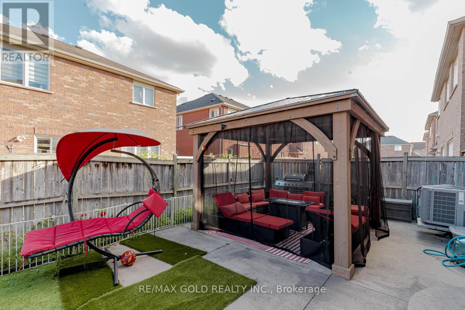 33 Hopecrest Place, Brampton, Ontario  L6R 2V1 - Photo 39 - W12805258