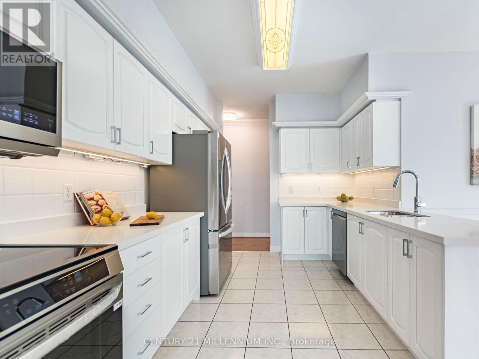 1 Wellford Gate, Brampton, Ontario  L6R 1W5 - Photo 14 - W12805278