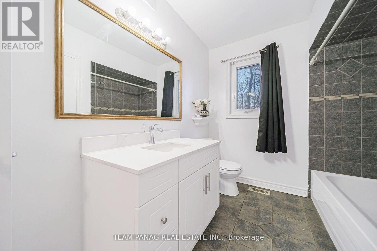 30 Parkway Avenue, Brampton, Ontario  L6X 2G4 - Photo 31 - W12805362