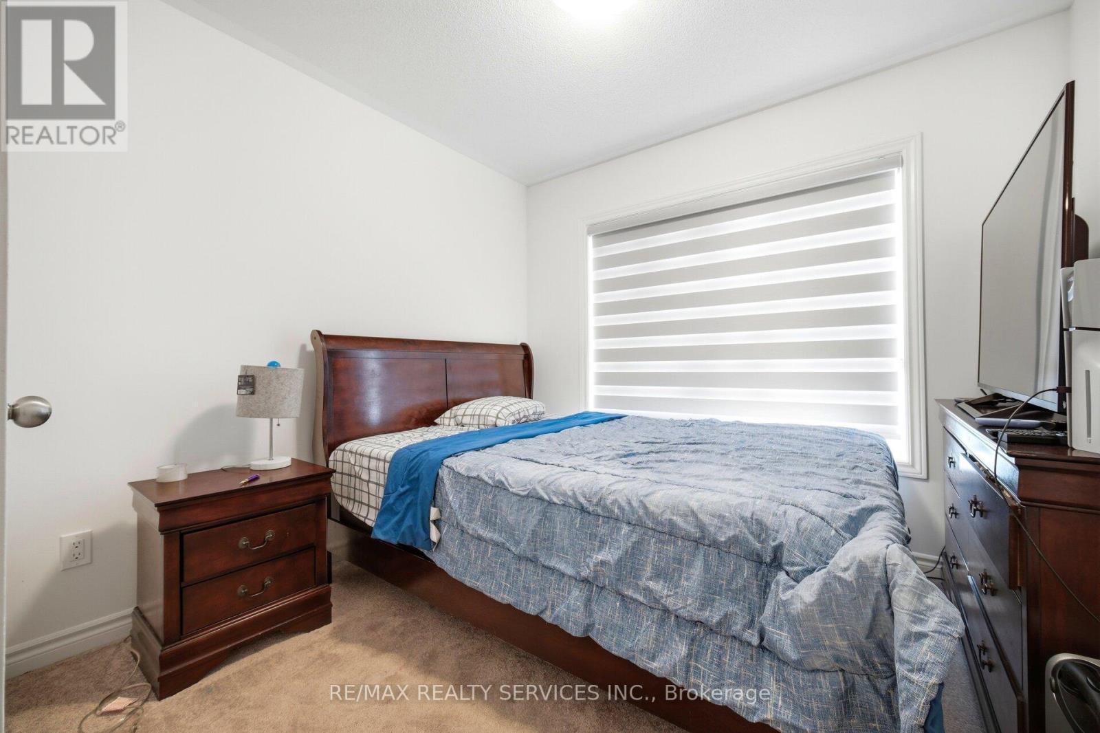 47 Tiveron Avenue, Caledon, Ontario  L7C 4L6 - Photo 30 - W12805376