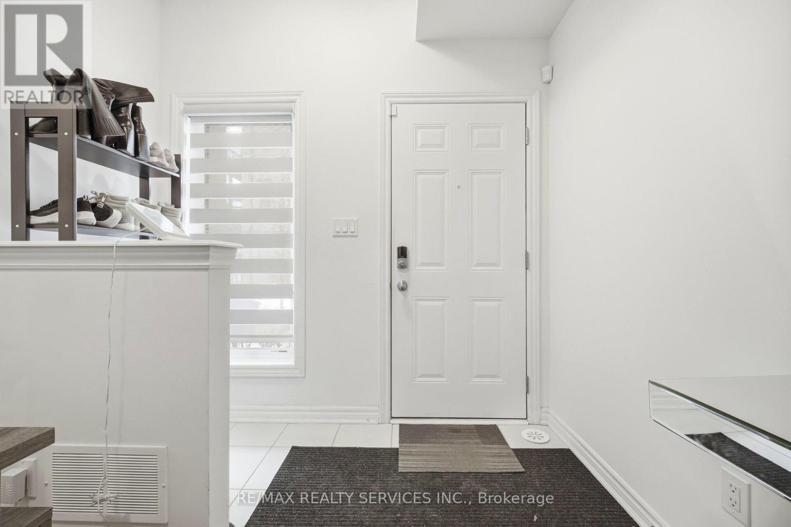 47 Tiveron Avenue, Caledon, Ontario  L7C 4L6 - Photo 36 - W12805376