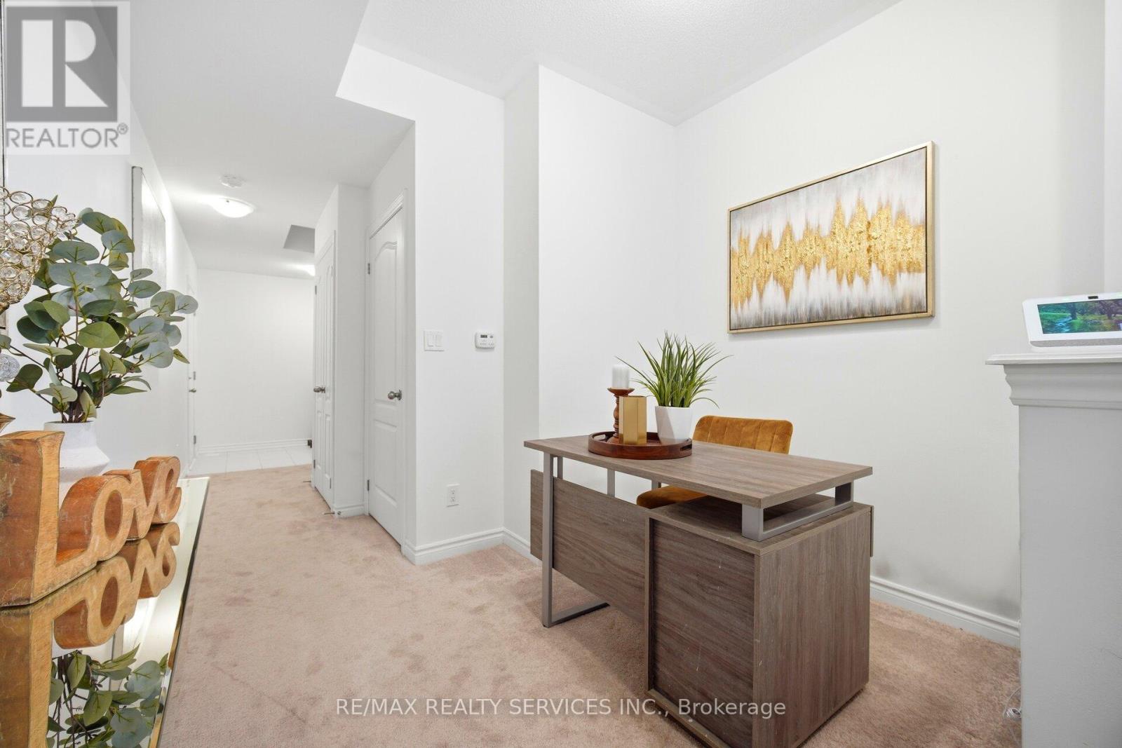 47 Tiveron Avenue, Caledon, Ontario  L7C 4L6 - Photo 7 - W12805376