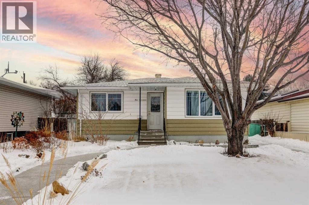 417 27 Street S, Lethbridge, Alberta