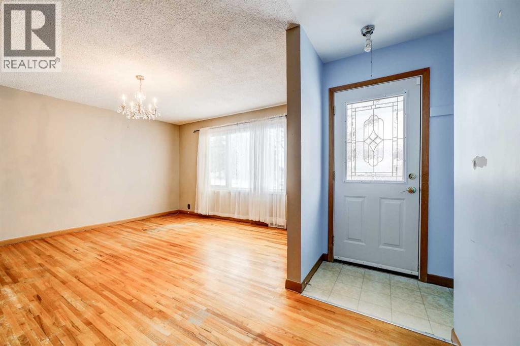 417 27 Street S, Lethbridge, Alberta  T1J 3S1 - Photo 8 - A2275866