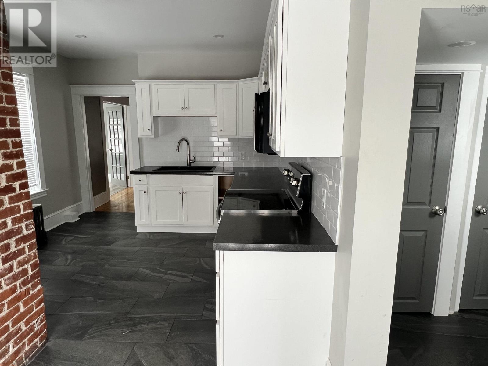 18 Claremont Avenue, Stellarton, Nova Scotia  B0K 1S0 - Photo 11 - 202526019