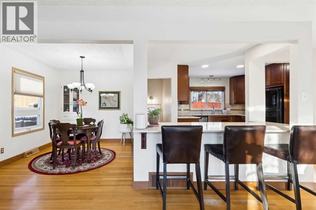 35 45 Street Sw, Calgary, Alberta  T3C 2B2 - Photo 9 - A2287636