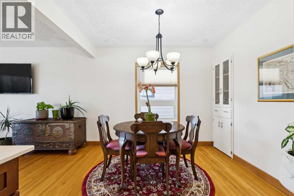 35 45 Street Sw, Calgary, Alberta  T3C 2B2 - Photo 10 - A2287636