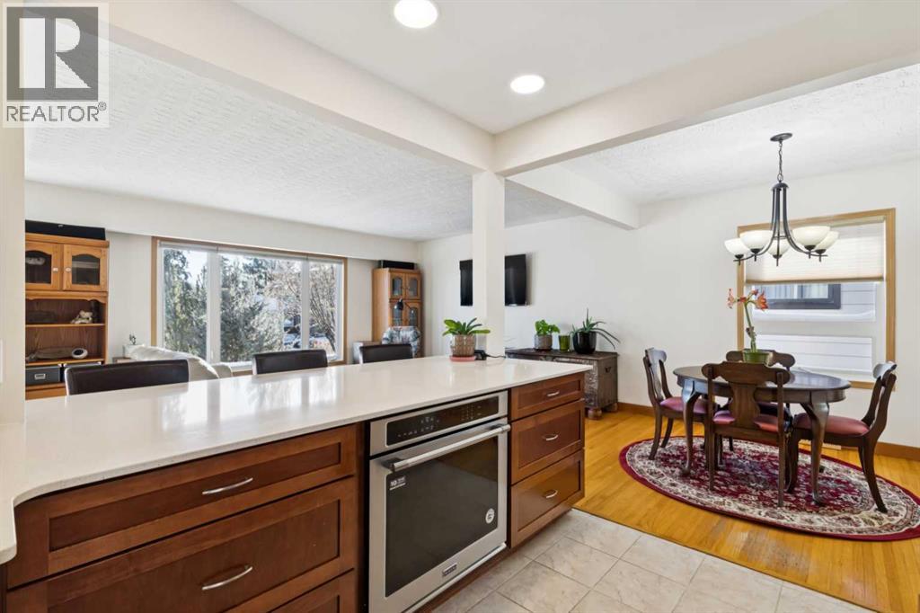 35 45 Street Sw, Calgary, Alberta  T3C 2B2 - Photo 8 - A2287636