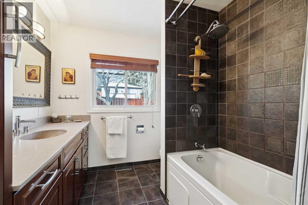 35 45 Street Sw, Calgary, Alberta  T3C 2B2 - Photo 15 - A2287636