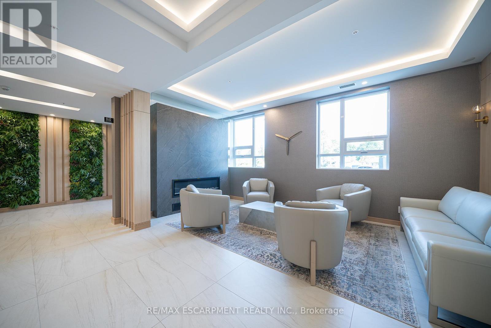 502 - 34 Norman Street, Brantford, Ontario  N3R 2Y1 - Photo 5 - X12805386