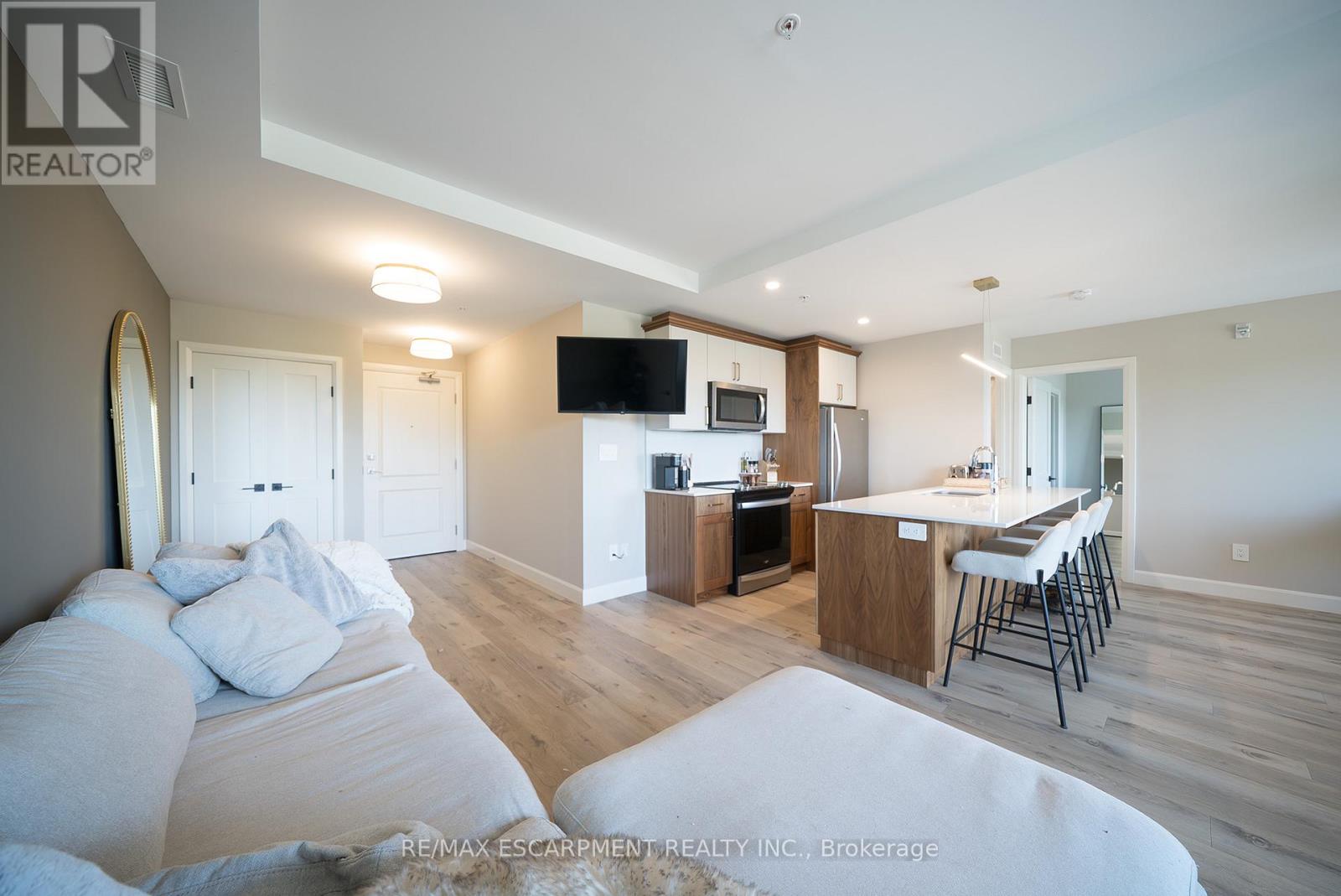 502 - 34 Norman Street, Brantford, Ontario  N3R 2Y1 - Photo 12 - X12805394