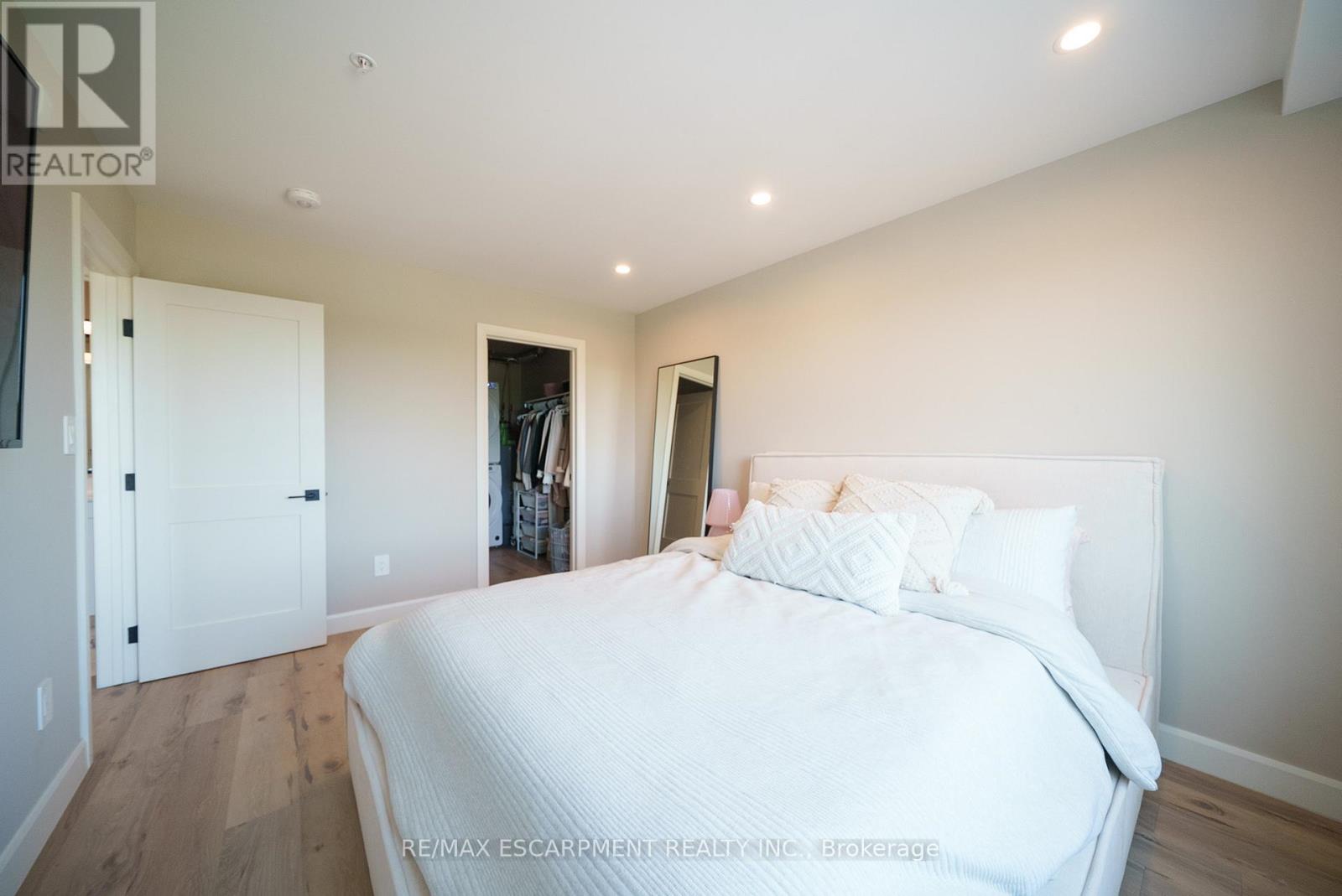 502 - 34 Norman Street, Brantford, Ontario  N3R 2Y1 - Photo 18 - X12805394