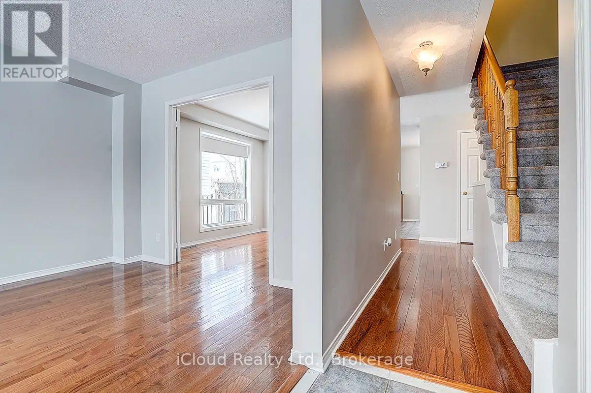 77 Jarvis Drive, Port Hope, Ontario  L1A 4K5 - Photo 3 - X12805396