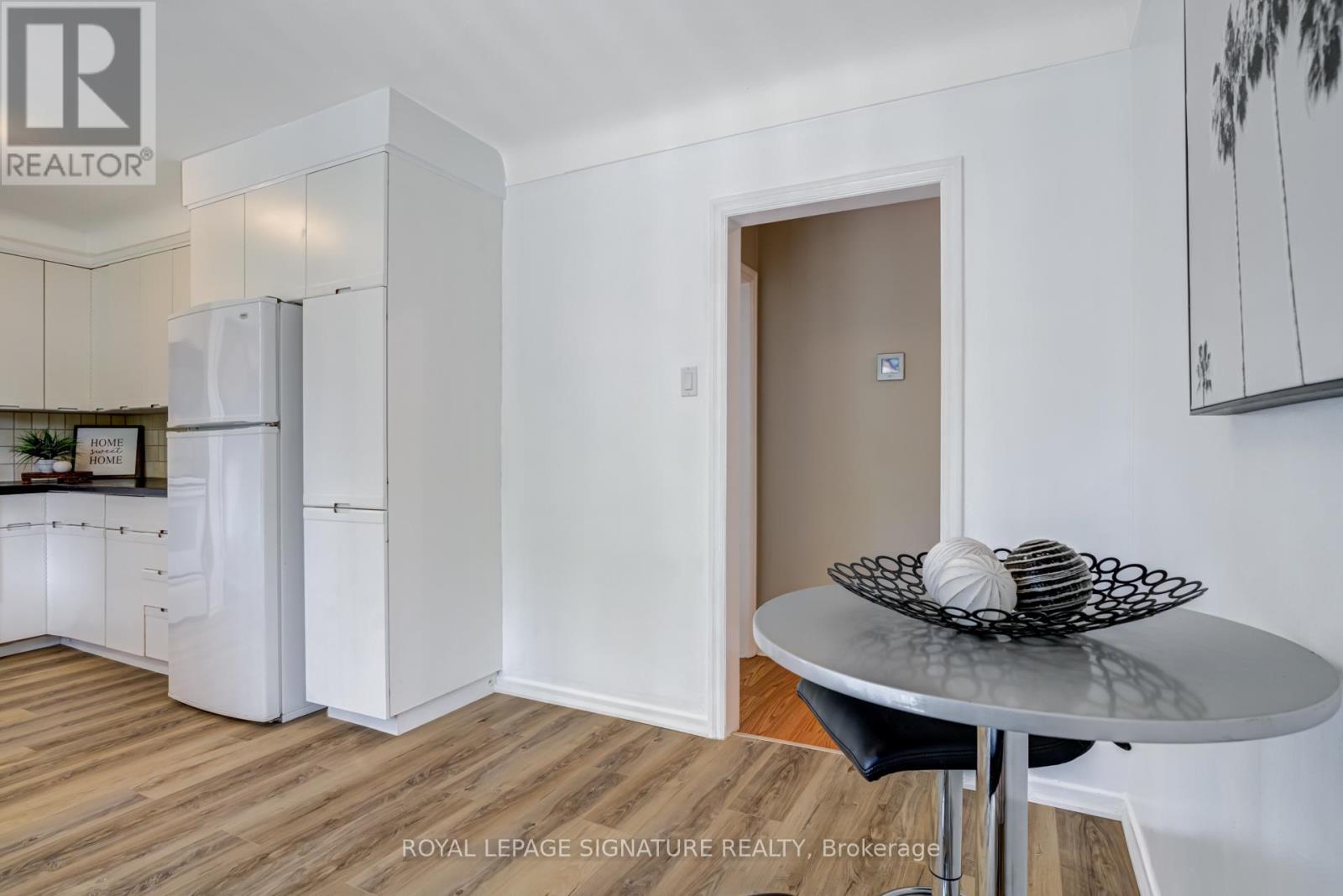 14 Caroline Street, St. Catharines (Glendale/glenridge), Ontario  L2T 3G1 - Photo 15 - X12805402