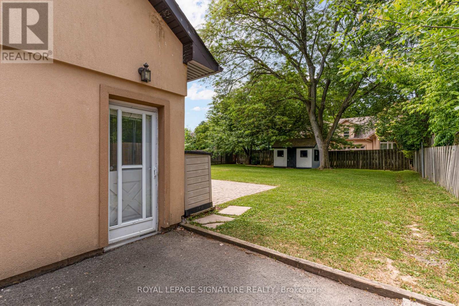 14 Caroline Street, St. Catharines (Glendale/glenridge), Ontario  L2T 3G1 - Photo 31 - X12805402