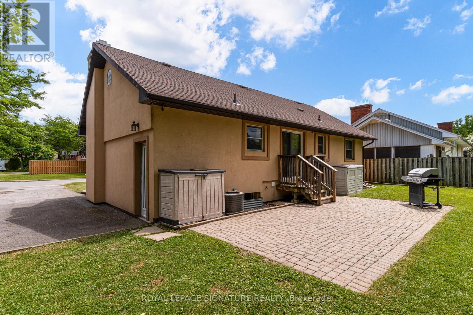 14 Caroline Street, St. Catharines (Glendale/glenridge), Ontario  L2T 3G1 - Photo 39 - X12805402