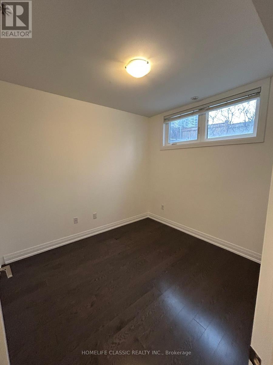 9 - 11 Eldora Avenue, Toronto, Ontario  M2M 0B5 - Photo 11 - C12804598