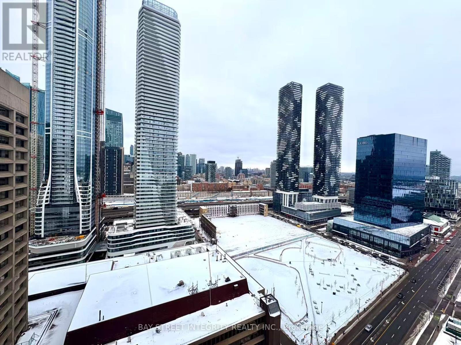 2508 - 15 Queens Quay E, Toronto, Ontario  M5E 0A5 - Photo 16 - C12804572