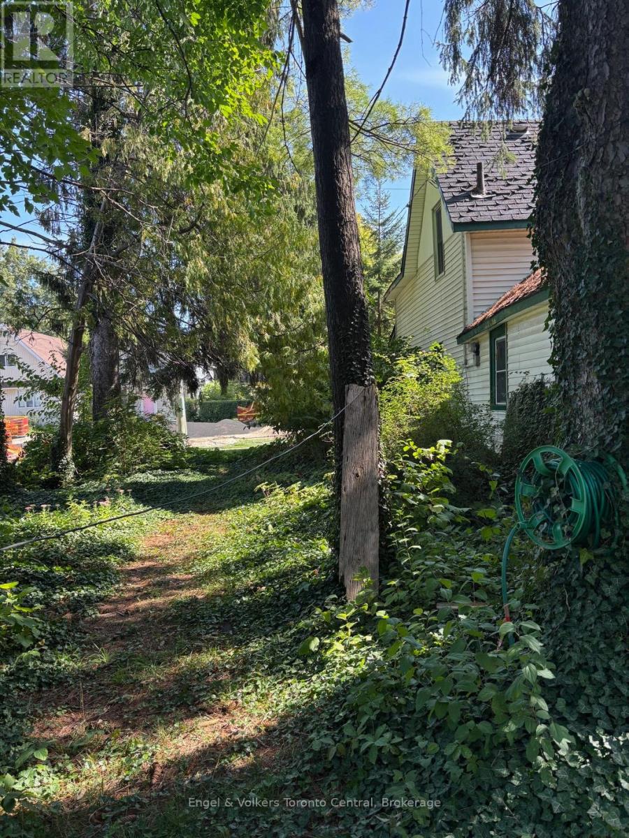 304 Saint Paul Street, Collingwood, Ontario  L9Y 3P7 - Photo 3 - S12805434