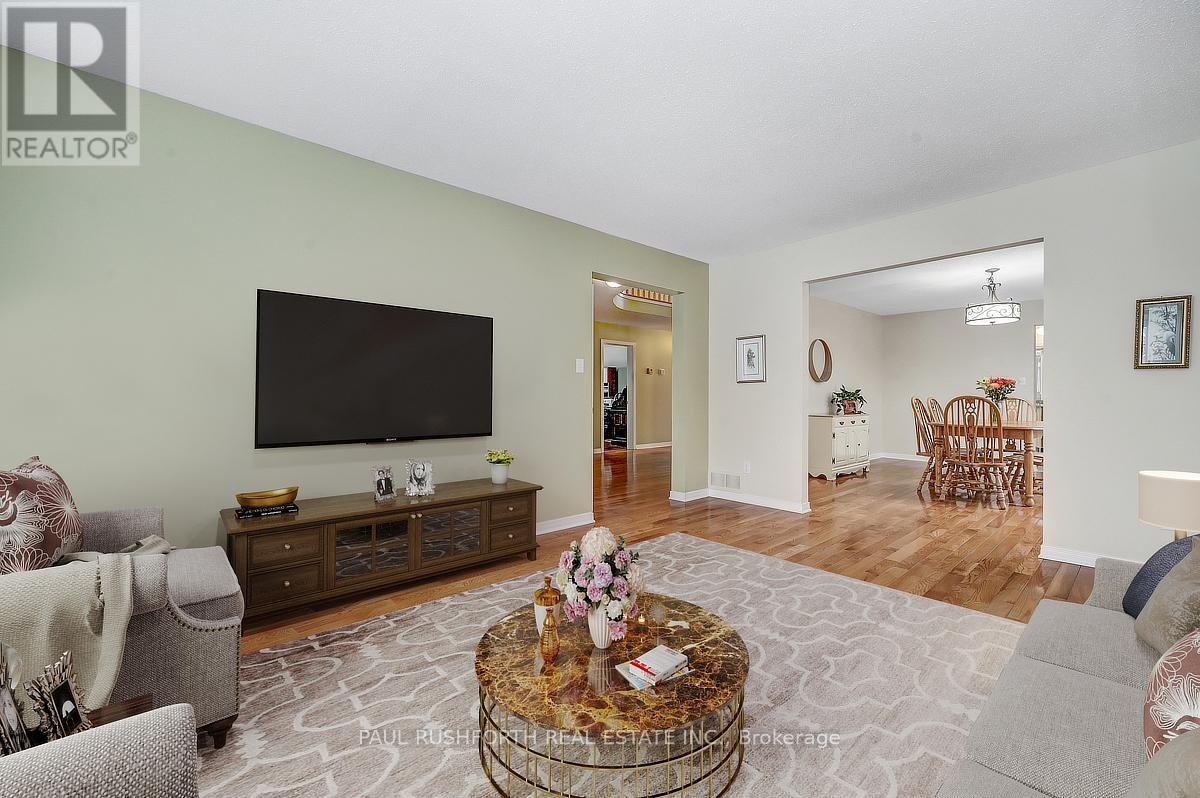 9 Sherk Crescent, Ottawa, Ontario  K2K 2L4 - Photo 7 - X12802202